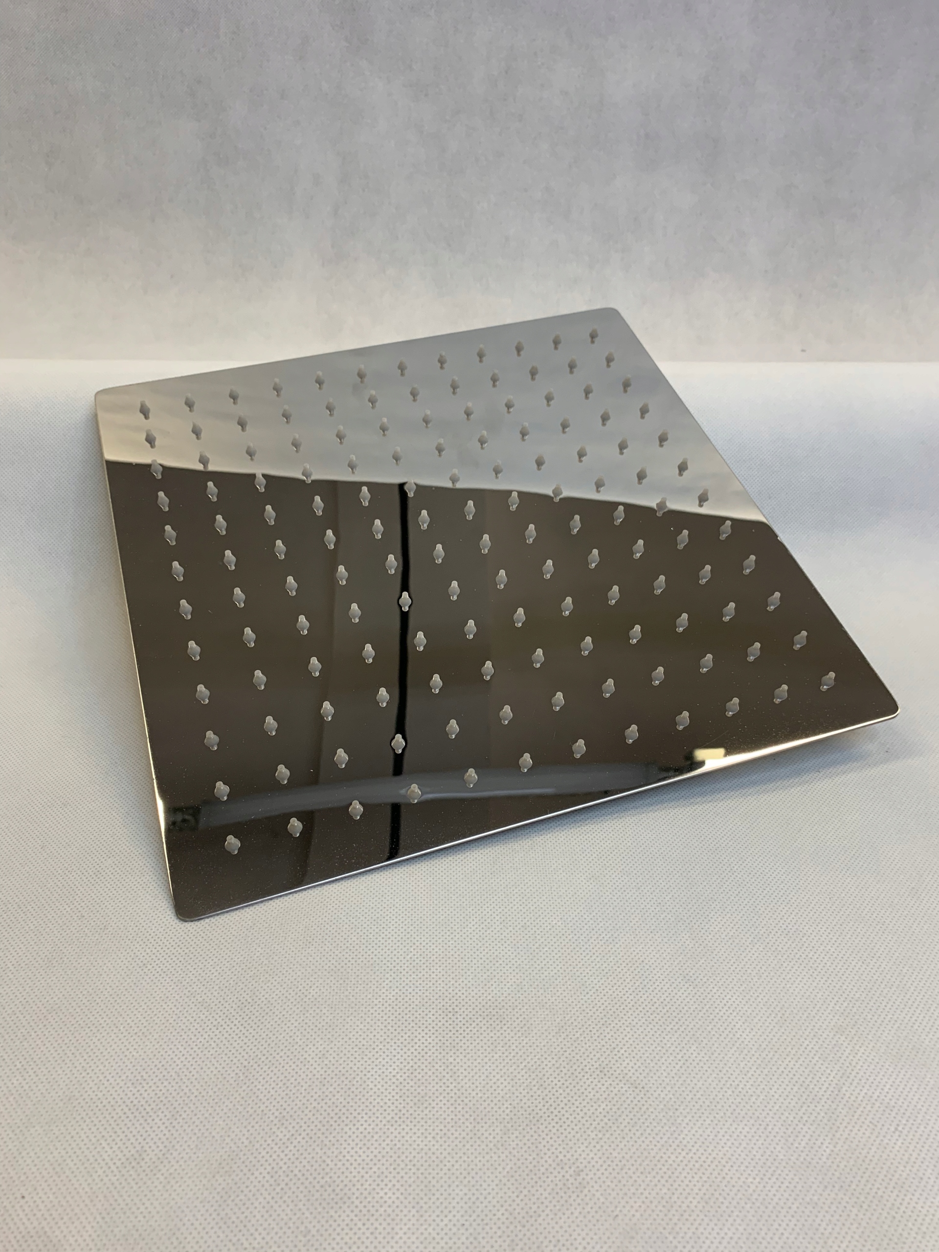 Estiva Slim 30x30 Square.