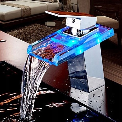 Kuchynské batérie - ISRA KAPERICKÁ BATTERICKÁ LED farby