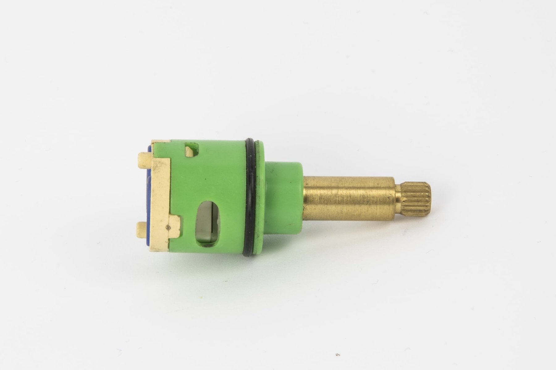P267 - voda distribútor hlava 6.1 cm
