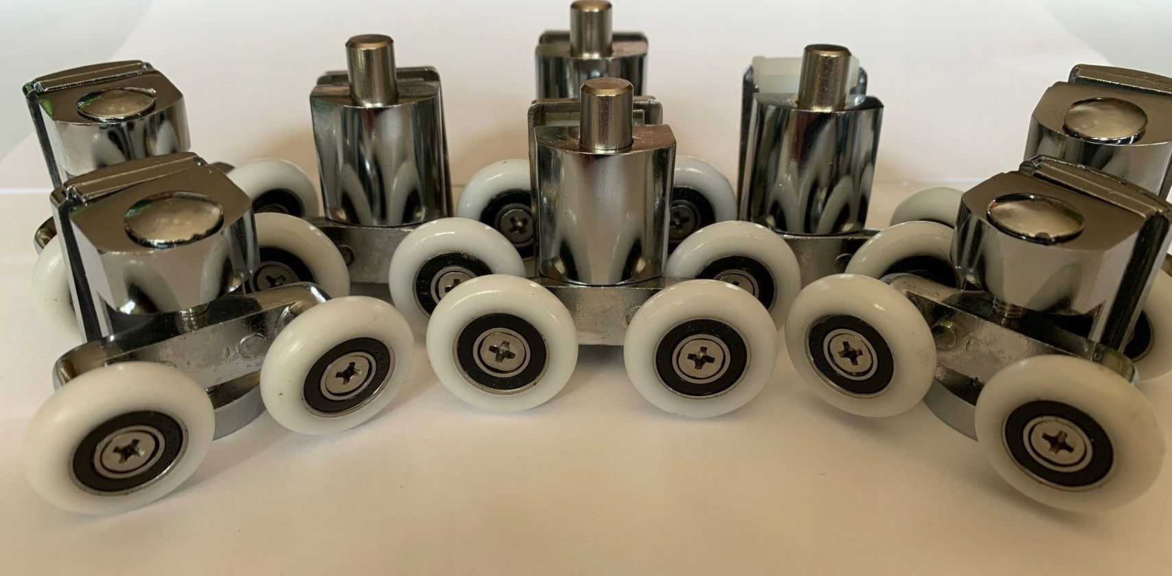 Dvojité kovové valčeky pre 23 mm sprchové kajuty